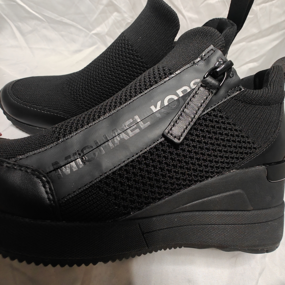 MICHAEL Michael KorsWillis Stretch Knit Trainer